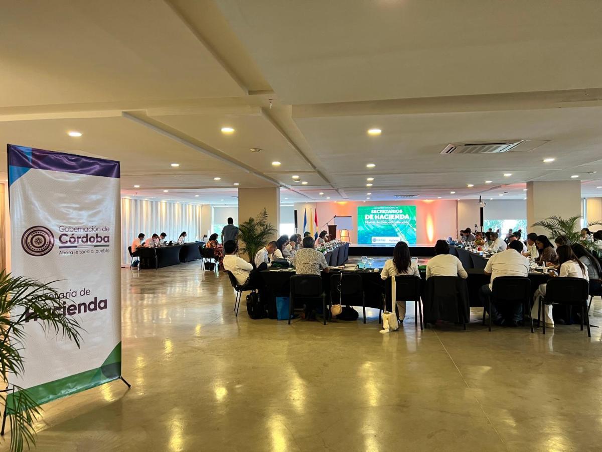Hotel Sexta Avenida Inn Montería Eksteriør billede